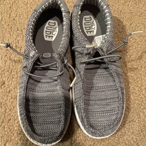 Hey Dude Boys gray Knit Loafers- size boys 5